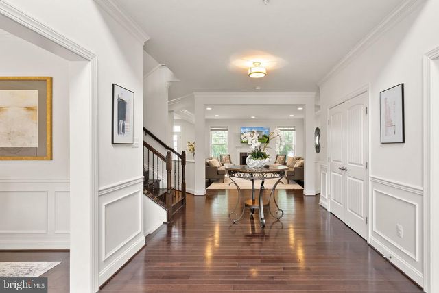 8701 BRADMOOR DR, Bethesda, MD 20817