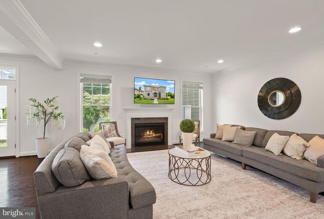 8701 BRADMOOR DR, Bethesda, MD 20817