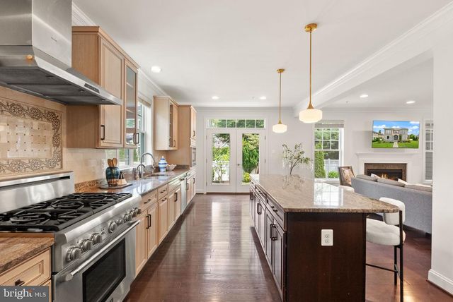 8701 BRADMOOR DR, Bethesda, MD 20817