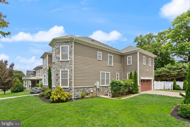 8701 BRADMOOR DR, Bethesda, MD 20817
