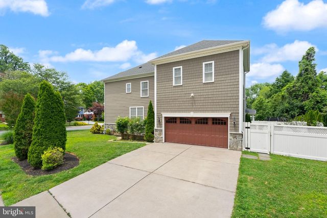 8701 BRADMOOR DR, Bethesda, MD 20817
