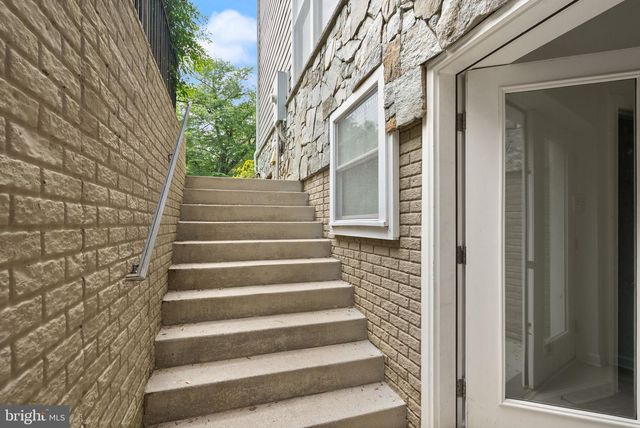 8701 BRADMOOR DR, Bethesda, MD 20817