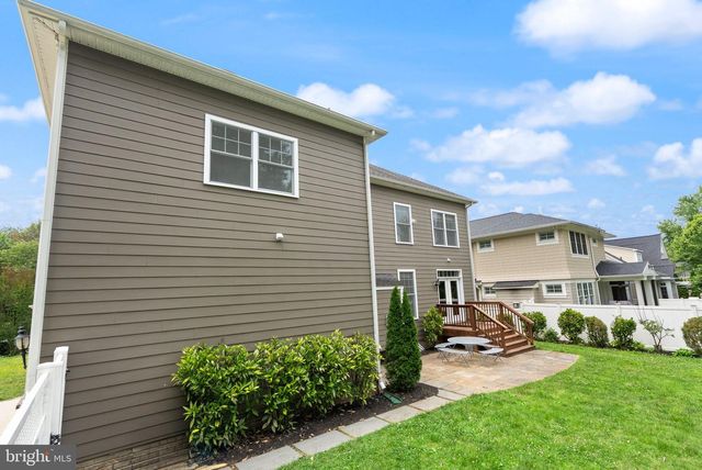 8701 BRADMOOR DR, Bethesda, MD 20817