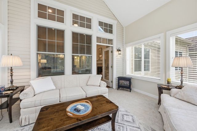 142 Leisure Green Dr 142, Mashpee, MA 02649