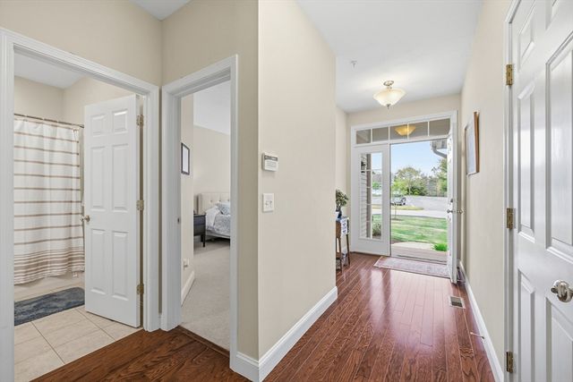 142 Leisure Green Dr 142, Mashpee, MA 02649
