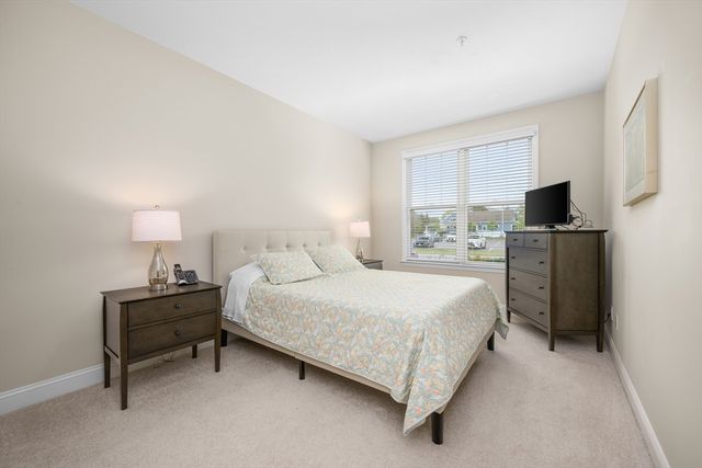 142 Leisure Green Dr 142, Mashpee, MA 02649
