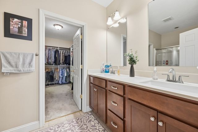 142 Leisure Green Dr 142, Mashpee, MA 02649