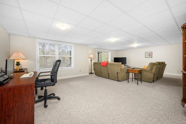 142 Leisure Green Dr 142, Mashpee, MA 02649