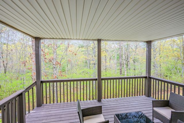 142 Leisure Green Dr 142, Mashpee, MA 02649