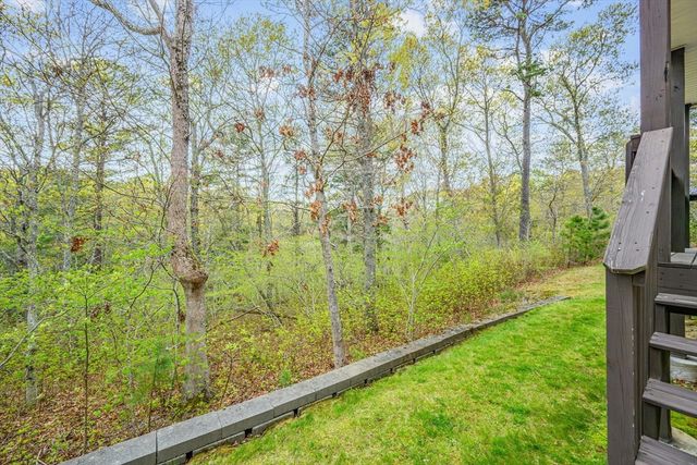142 Leisure Green Dr 142, Mashpee, MA 02649