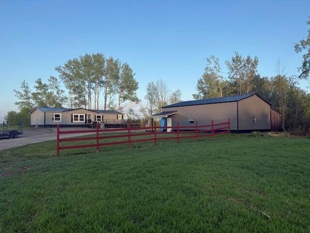 3775 16 Mile, Marion, MI 49665