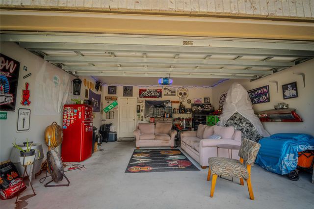 508 N 7th Street, La Porte, TX 77571
