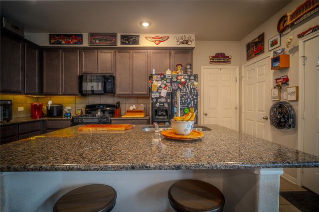 508 N 7th Street, La Porte, TX 77571