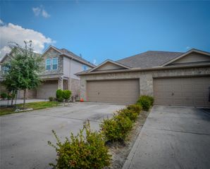 508 N 7th Street, La Porte, TX 77571