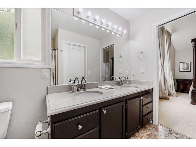 1121 Sw 208TH Pl, Beaverton, OR 97003
