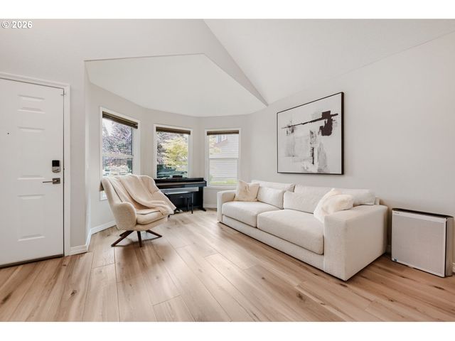 1121 Sw 208TH Pl, Beaverton, OR 97003