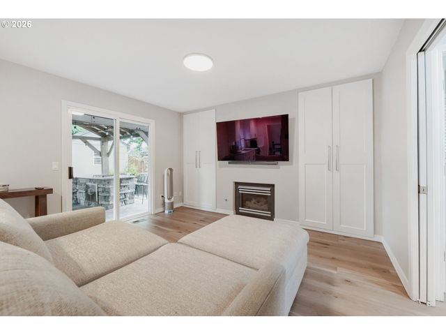 1121 Sw 208TH Pl, Beaverton, OR 97003