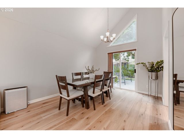1121 Sw 208TH Pl, Beaverton, OR 97003