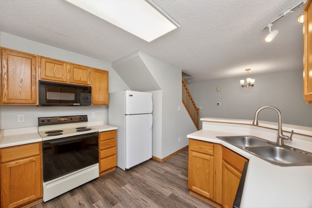 1325 SE Delaware Avenue 9, Ankeny, IA 50021