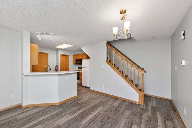 1325 SE Delaware Avenue 9, Ankeny, IA 50021