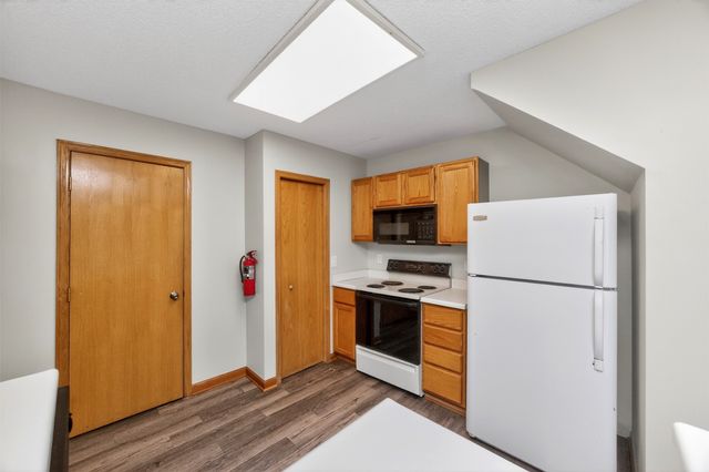 1325 SE Delaware Avenue 9, Ankeny, IA 50021