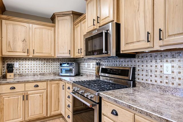 W220S6805 Crowbar DRIVE, Muskego, WI 53150