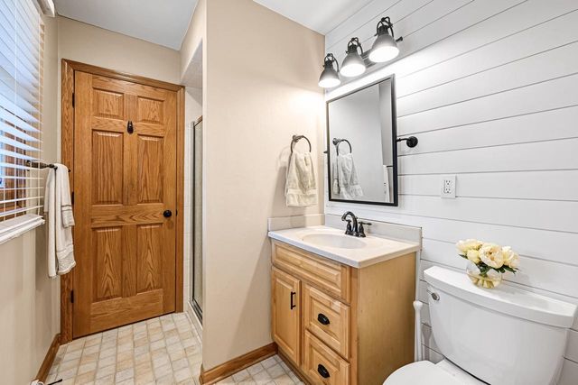 W220S6805 Crowbar DRIVE, Muskego, WI 53150