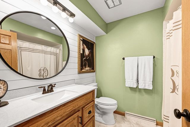 W220S6805 Crowbar DRIVE, Muskego, WI 53150