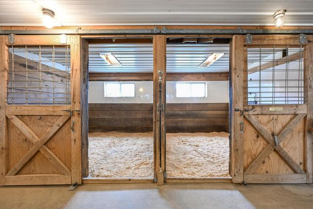 W220S6805 Crowbar DRIVE, Muskego, WI 53150