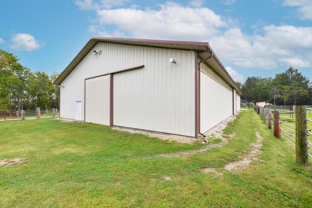 W220S6805 Crowbar DRIVE, Muskego, WI 53150