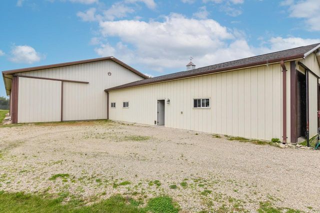 W220S6805 Crowbar DRIVE, Muskego, WI 53150