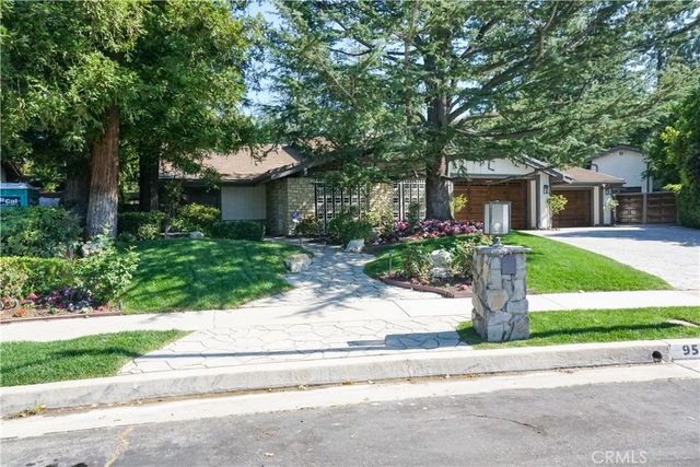 9516 Capistrano, Chatsworth, CA 91311