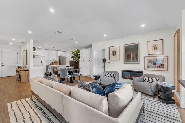 20 Audubon Way Unit 205, Canton, MA 02021