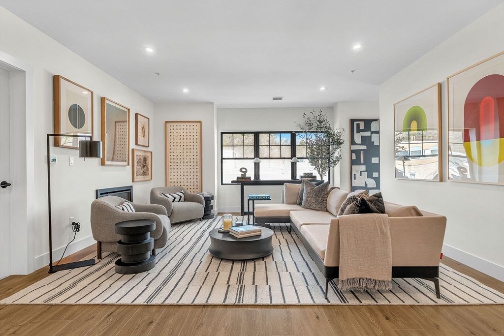 20 Audubon Way Unit 205, Canton, MA 02021