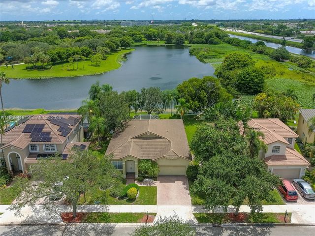 4310 Diamond Way, Weston, FL 33331
