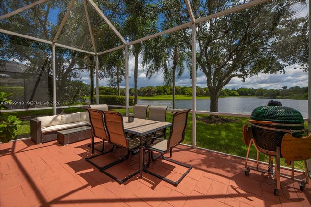 4310 Diamond Way, Weston, FL 33331