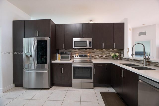 4310 Diamond Way, Weston, FL 33331