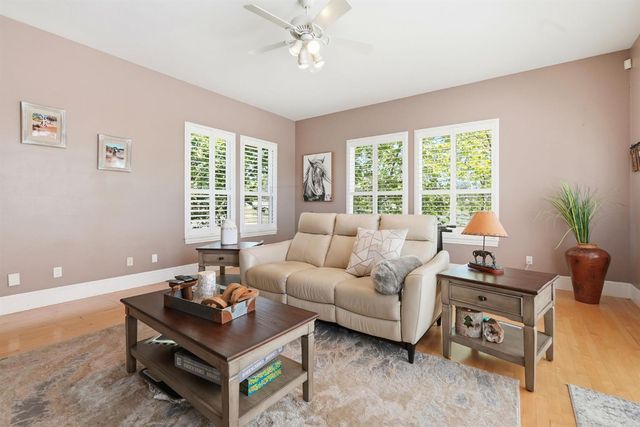 6458 Mitchell Rd, Shingle Springs, CA 95682