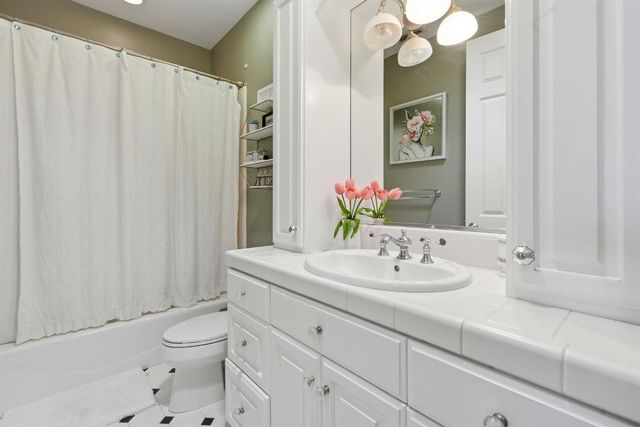 6458 Mitchell Rd, Shingle Springs, CA 95682