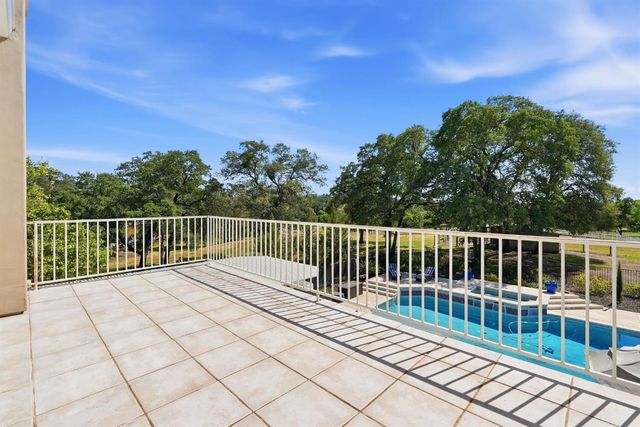 6458 Mitchell Rd, Shingle Springs, CA 95682