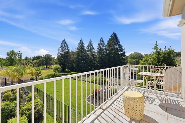 6458 Mitchell Rd, Shingle Springs, CA 95682