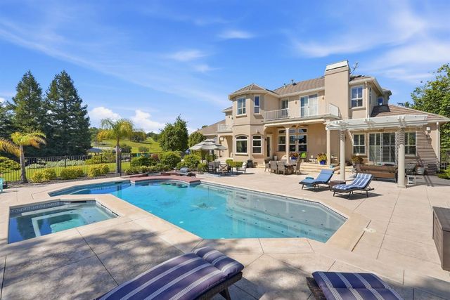 6458 Mitchell Rd, Shingle Springs, CA 95682