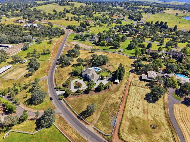 6458 Mitchell Rd, Shingle Springs, CA 95682
