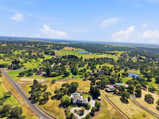 6458 Mitchell Rd, Shingle Springs, CA 95682