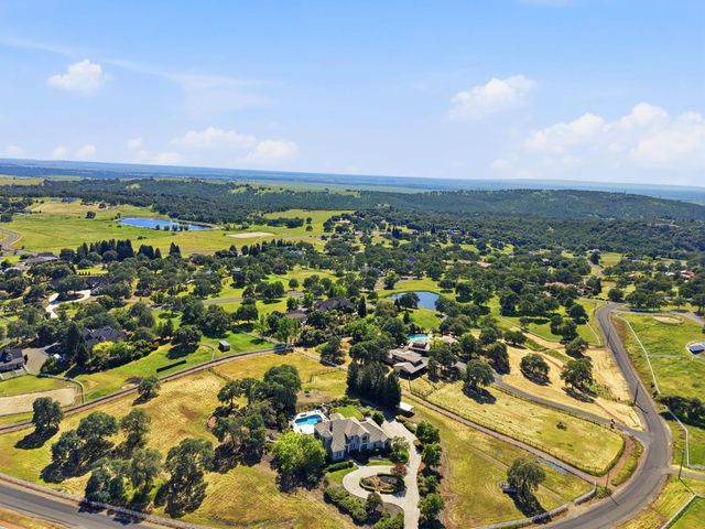 6458 Mitchell Rd, Shingle Springs, CA 95682