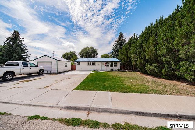 685 James Place, Idaho Falls, ID 83401