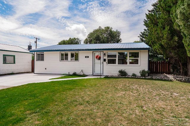 685 James Place, Idaho Falls, ID 83401
