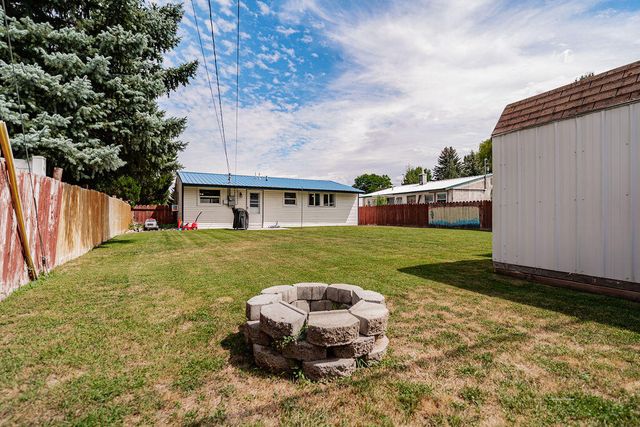 685 James Place, Idaho Falls, ID 83401