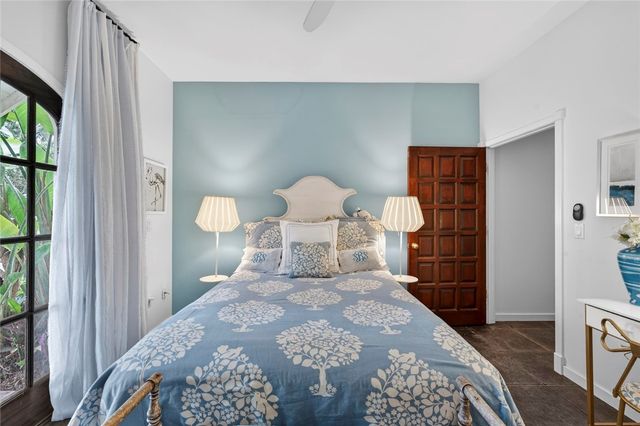 2095 S Porpoise Point Lane, Vero Beach, FL 32963