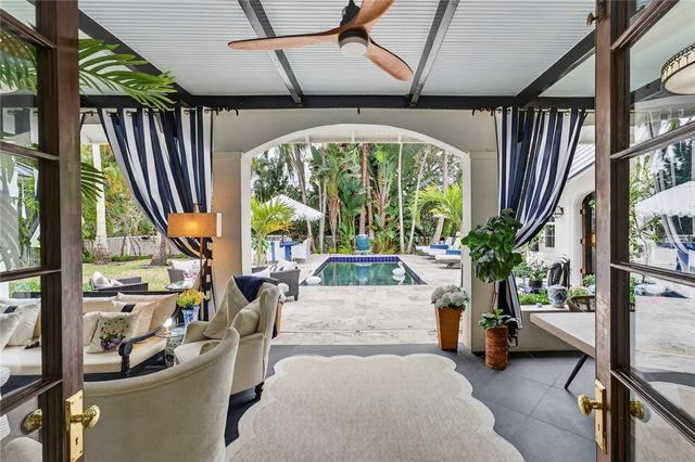 2095 S Porpoise Point Lane, Vero Beach, FL 32963